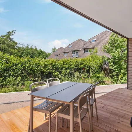 4 Bedroom Gorgeous In Tossens *